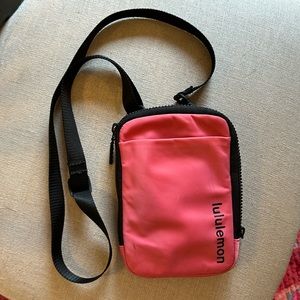 Lululemon cross body